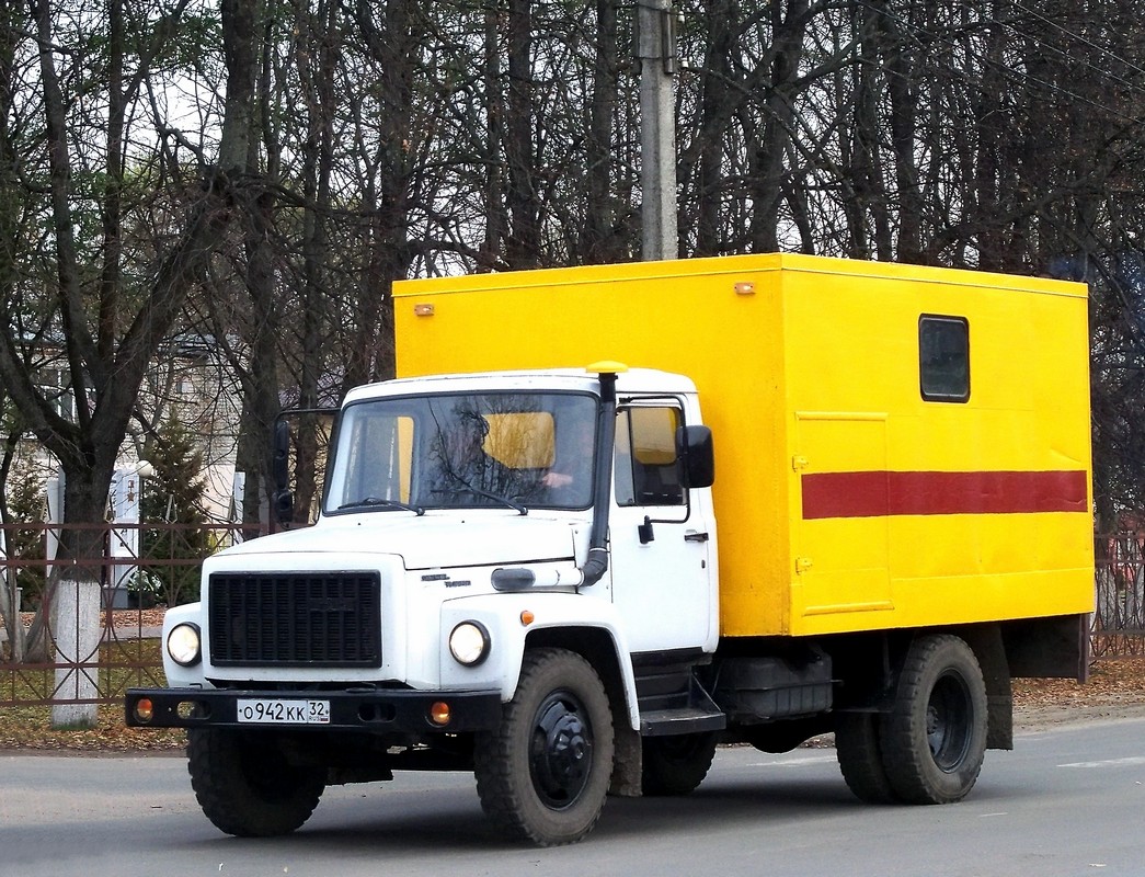 Брянская область, 475403 № О 942 КК 32